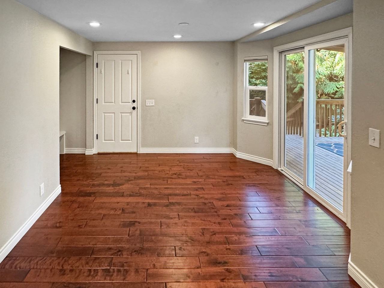 2121 234th Pl Se - Photo 6 of 29