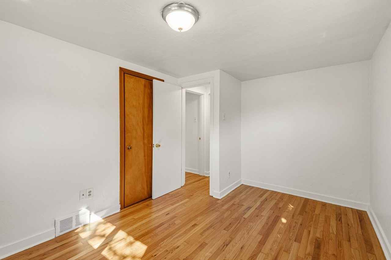 253 Augusta St - Photo 7 of 29