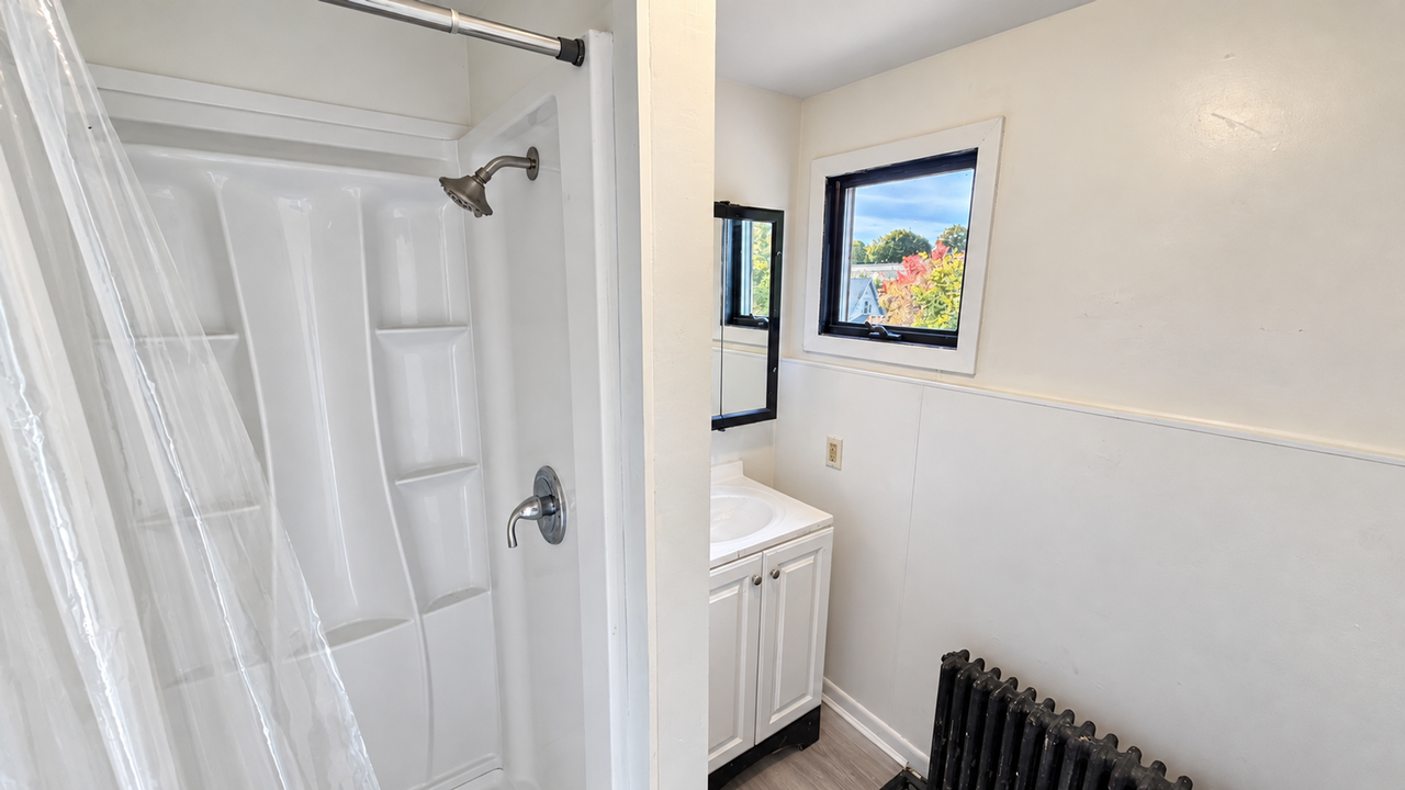 107 State St - Photo 5 of 7