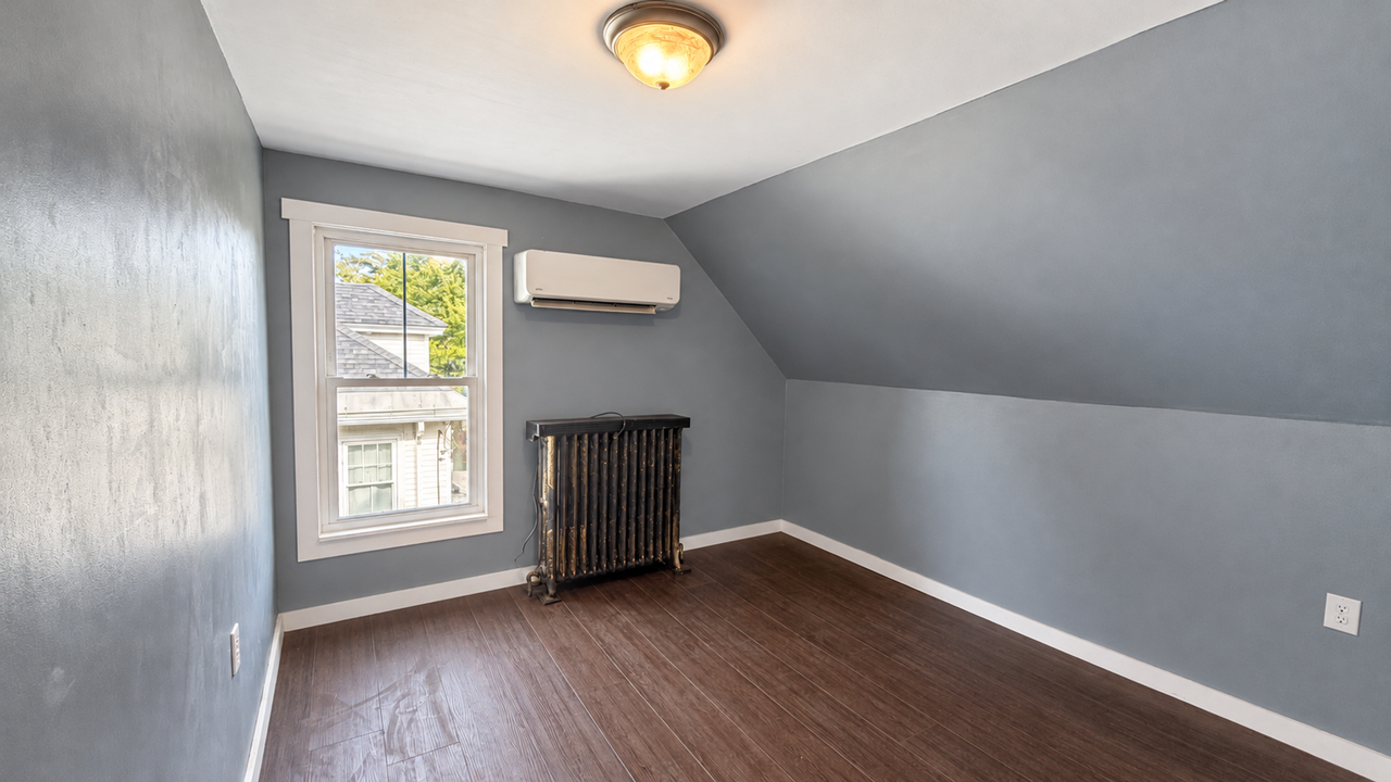 107 State St - Photo 6 of 7