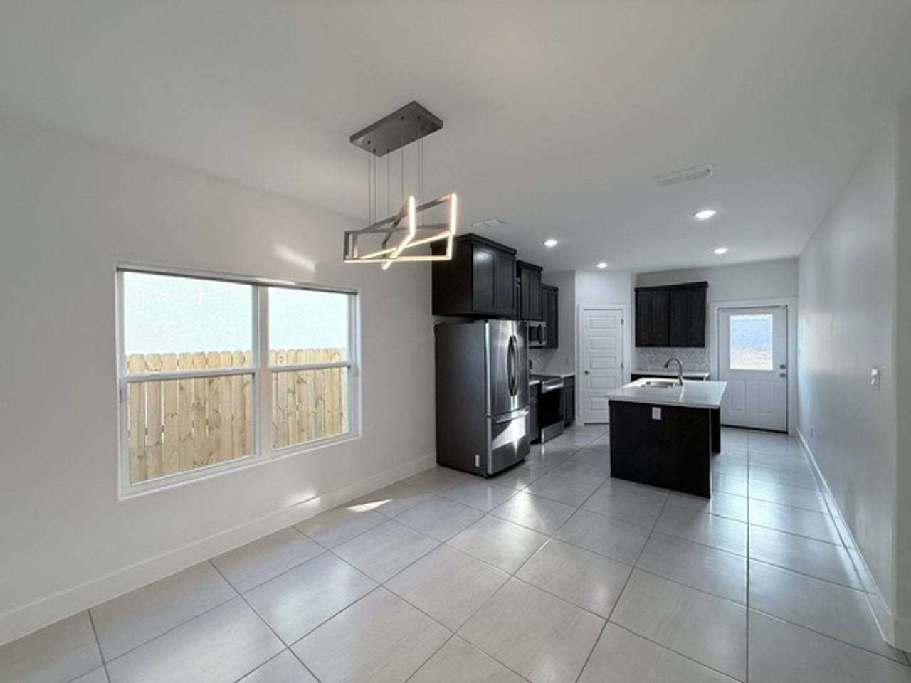 9975 Grotto Dr - Photo 6 of 31