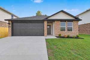featured image of 4560 W Triangle St