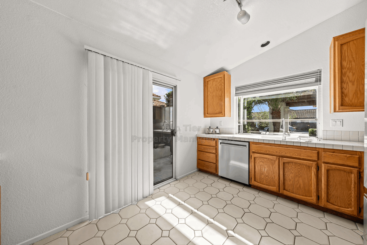 5226 Via Del Oro - Photo 7 of 25