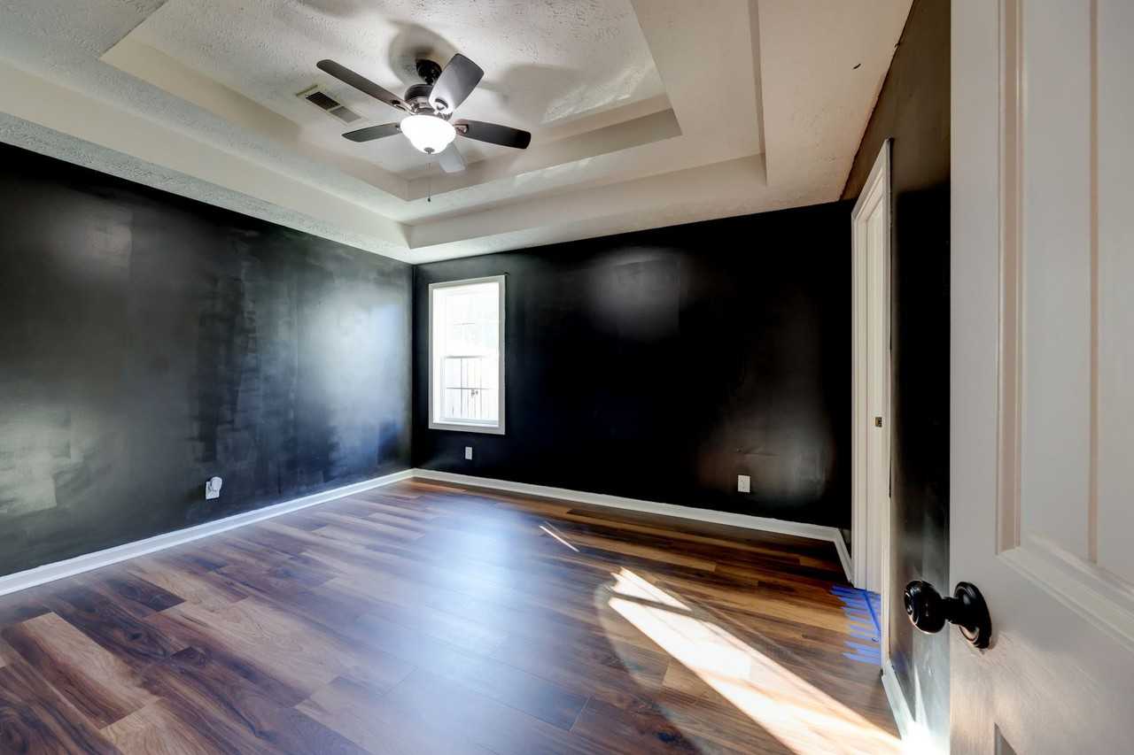 1348 Freedom Dr - Photo 7 of 20