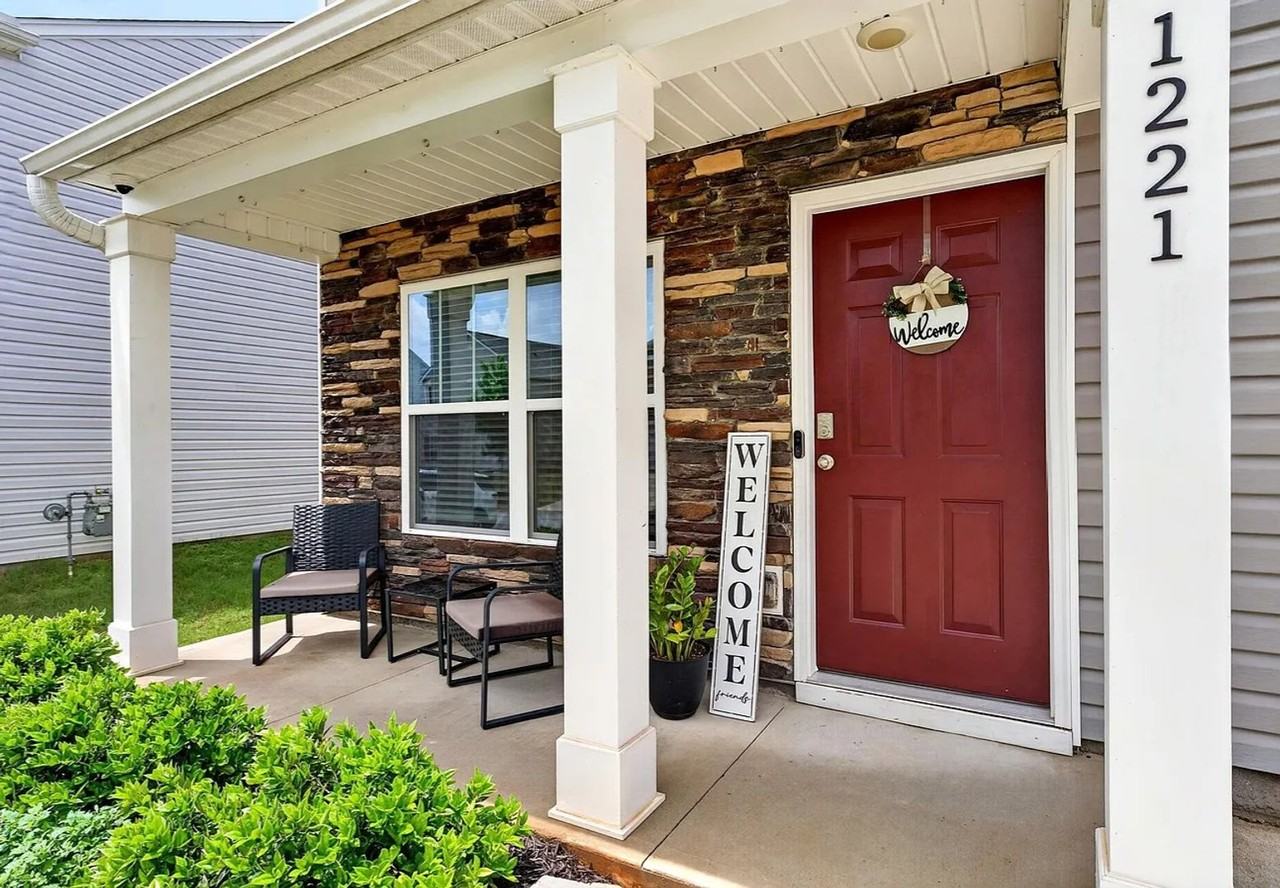 1221 Canter Pl - Photo 2 of 14