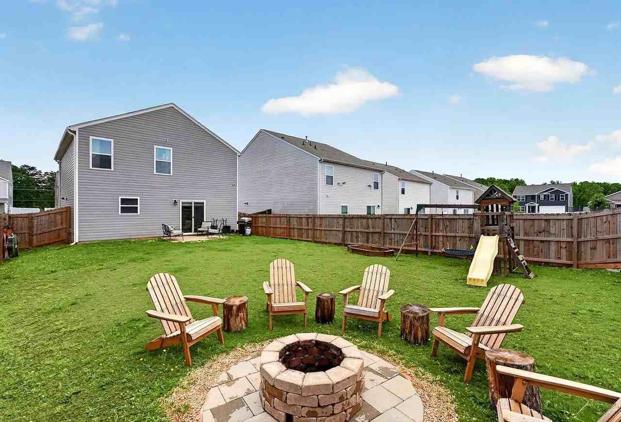 1221 Canter Pl - Photo 6 of 14