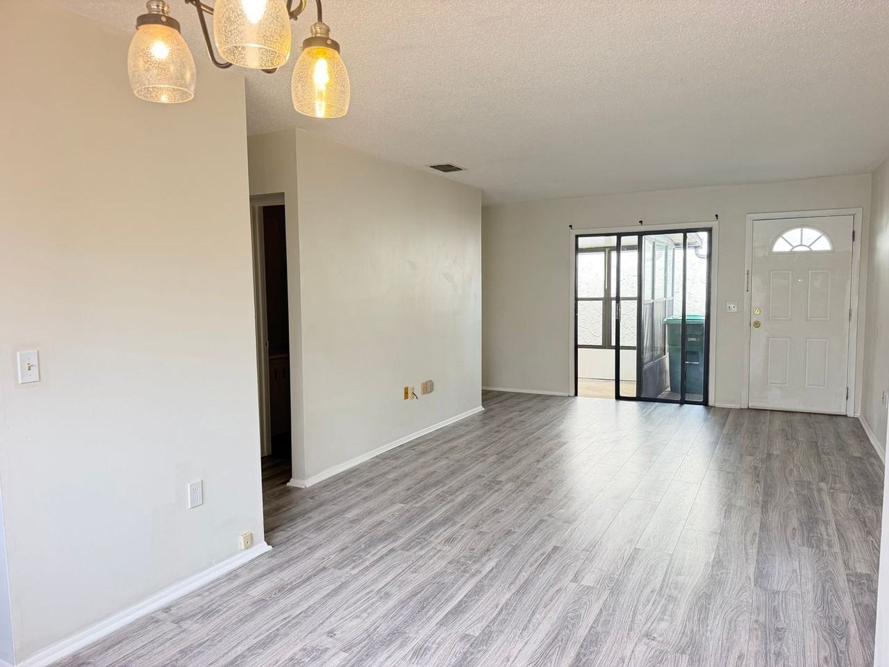 355 San Miguel St - Photo 5 of 20