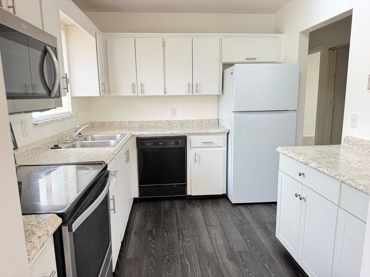 355 San Miguel St - Photo 7 of 20