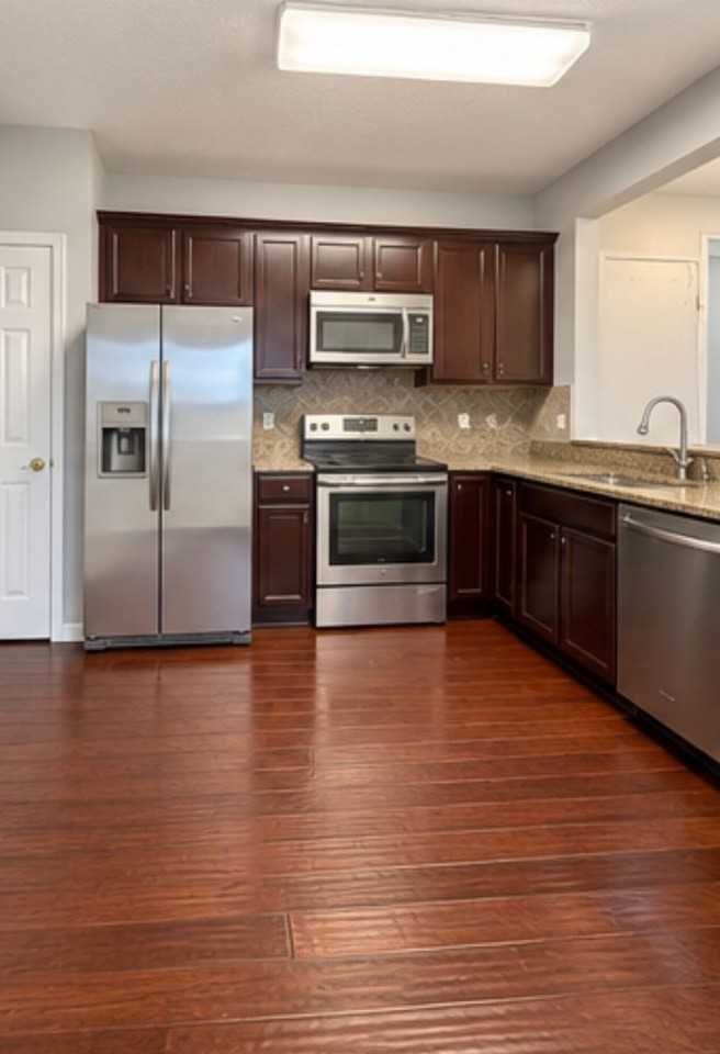 3087 Commonwealth Way - Photo 6 of 23