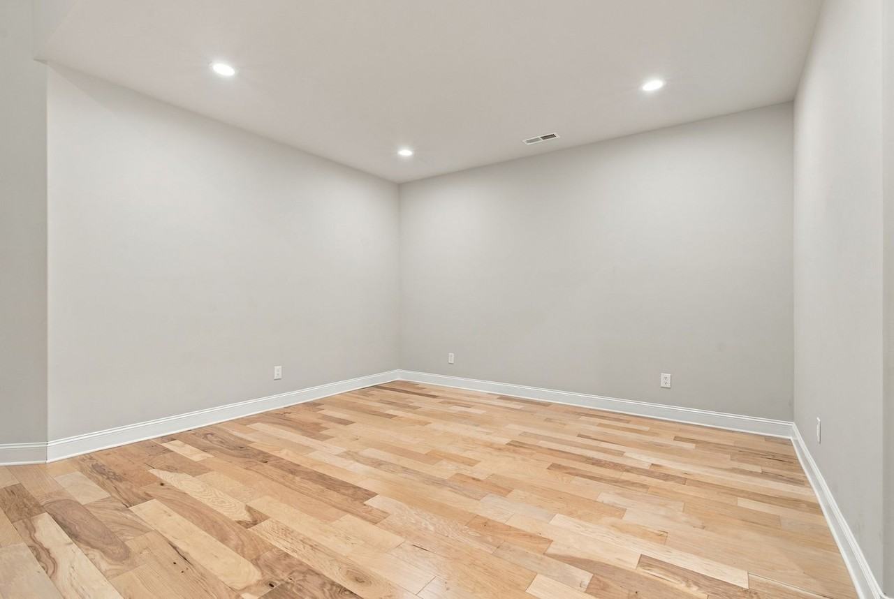 1040 Crescent Fls - Photo 7 of 14