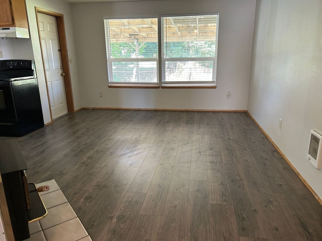 214 Sparks Dr - Photo 6 of 18