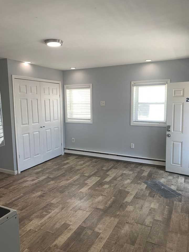 715 Wisteria Rd - Photo 5 of 10