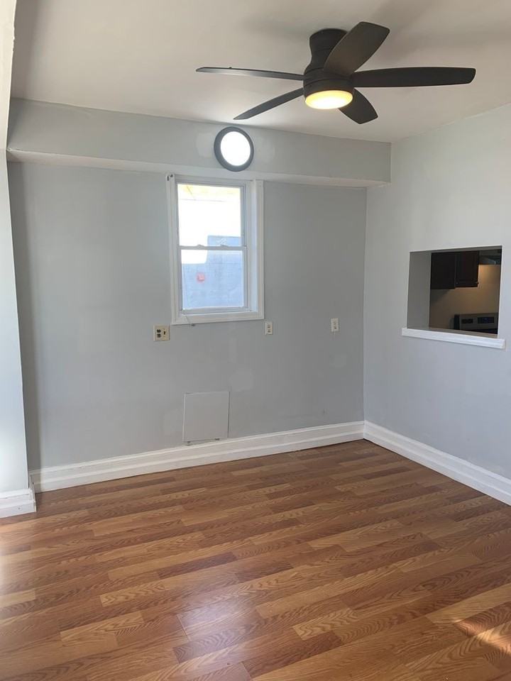 543 N Trenton Ave - Photo 4 of 10