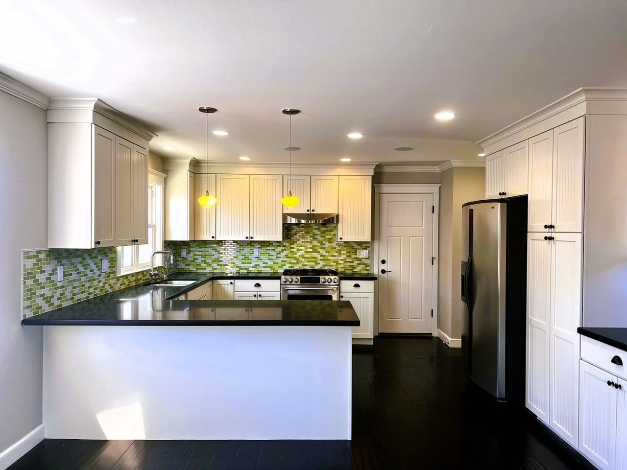 2819 Yosemite Ave - Photo 5 of 19