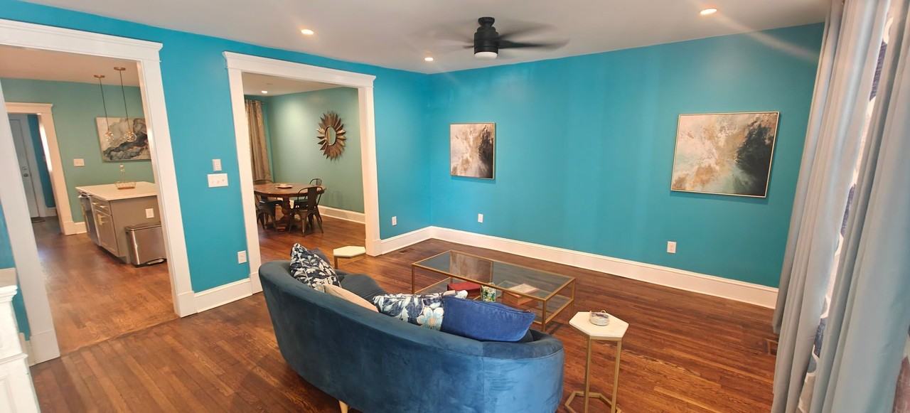 702 Arnold Ave - Photo 2 of 21