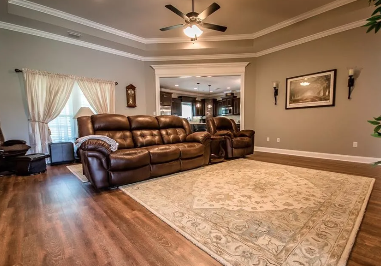 3558 Desirable Dr - Photo 4 of 16