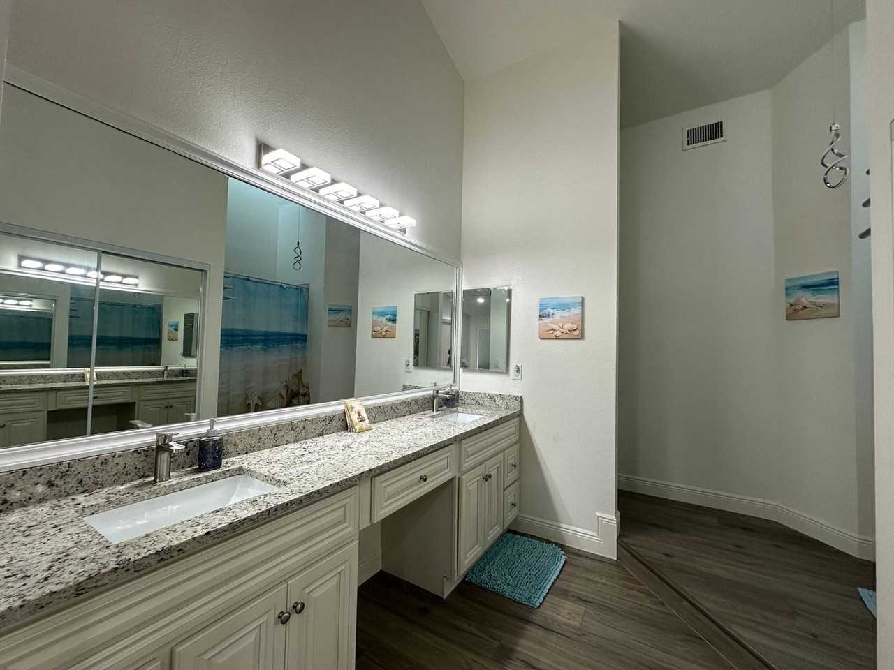 3707 Champagne Ave - Photo 3 of 13