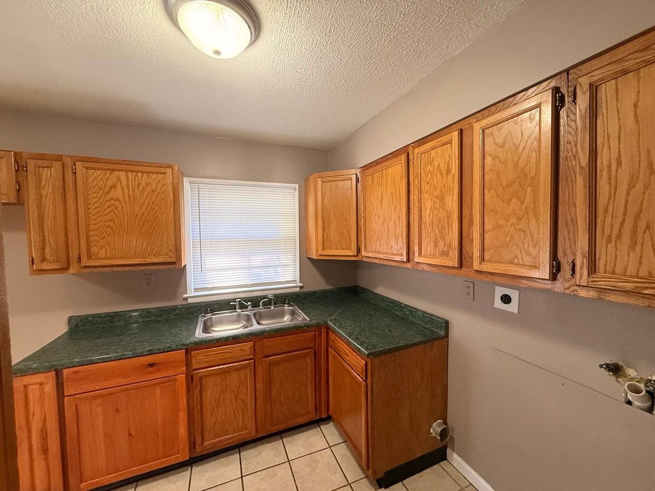 241 Crestwood Ln - Photo 3 of 14