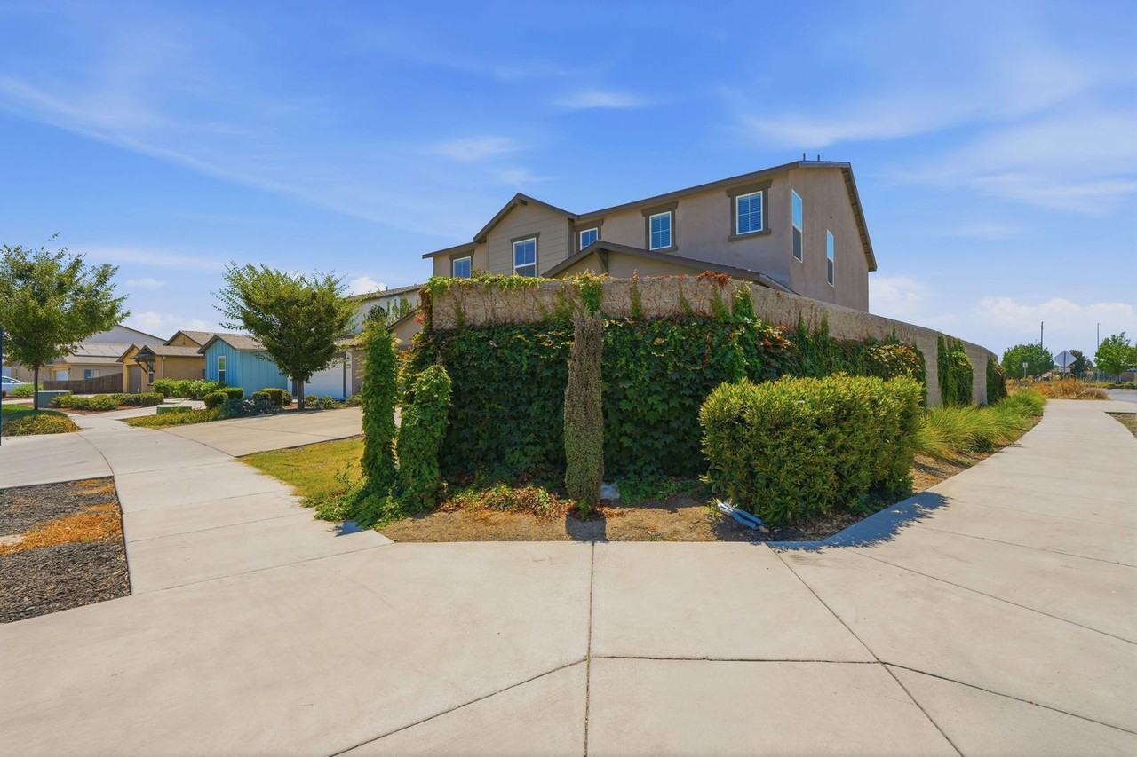 101 E Sedona Ave - Photo 4 of 41