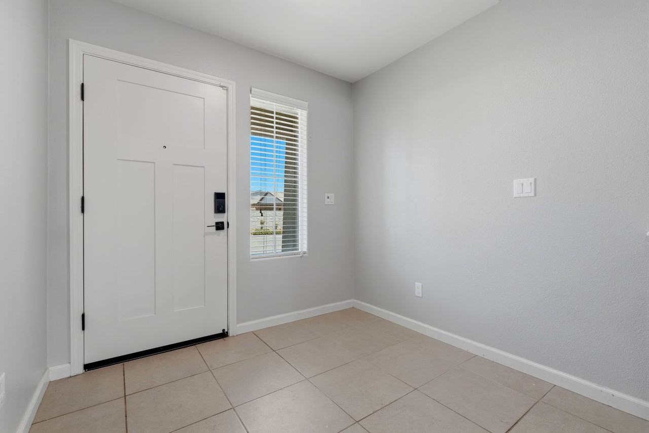 101 E Sedona Ave - Photo 7 of 41