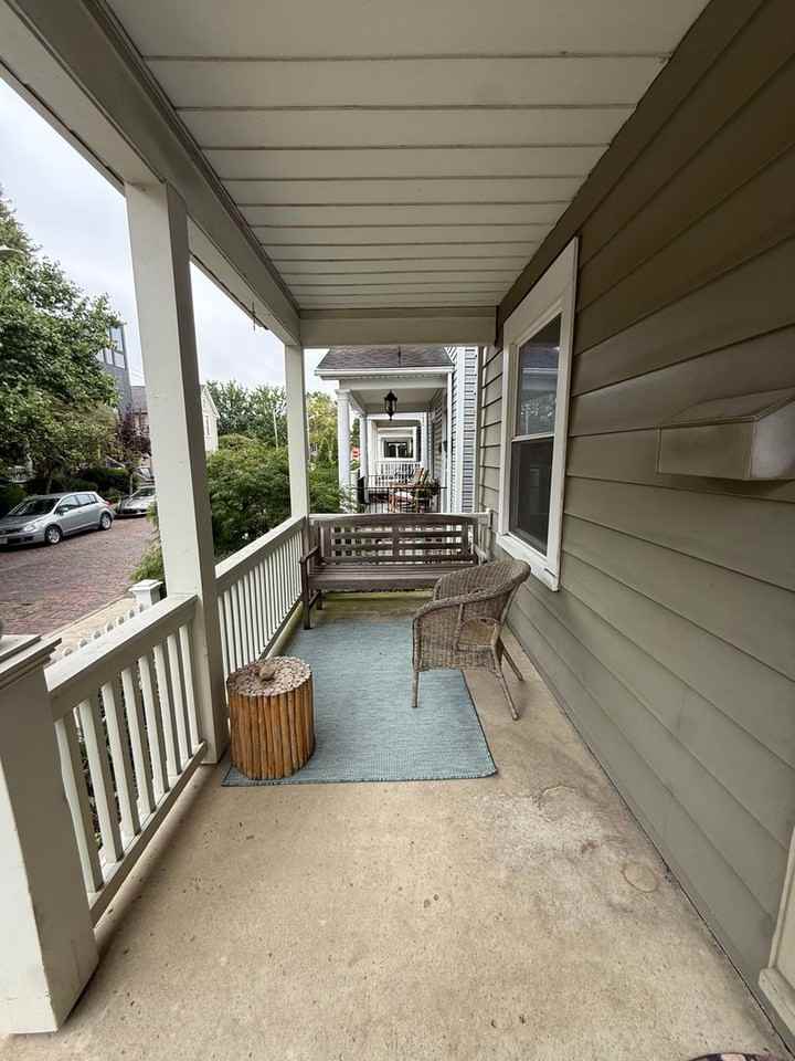 447 Stanley Ave - Photo 3 of 23