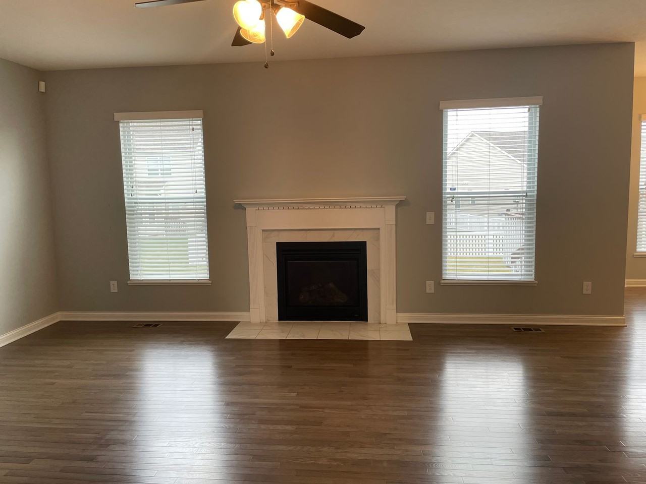 6090 Jadkins Way - Photo 4 of 30