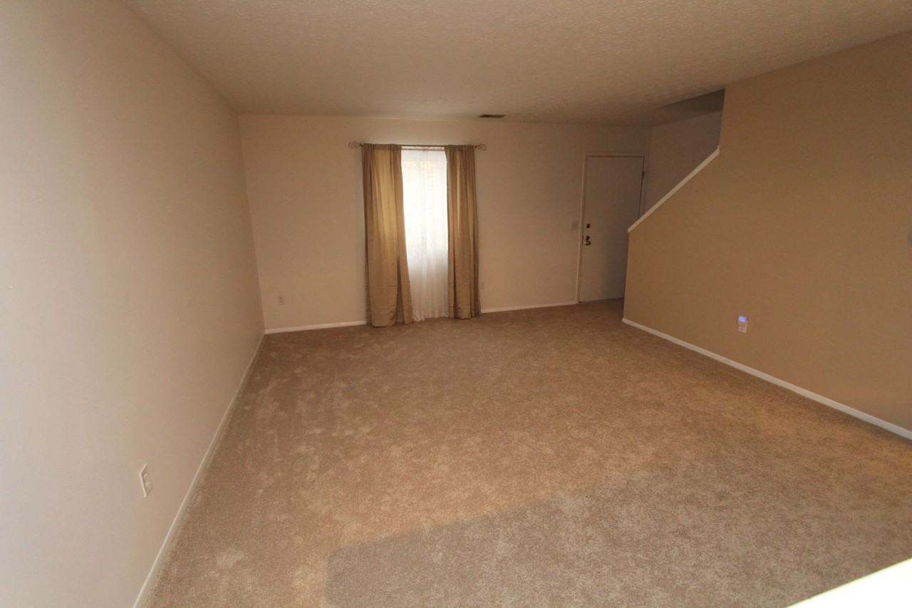 3242 Summerdale Ln - Photo 2 of 12