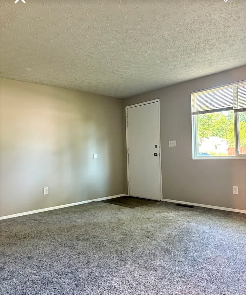 3411 Clarkston Ave - Photo 2 of 19