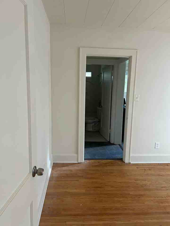 2046 Highland Ave - Photo 4 of 15
