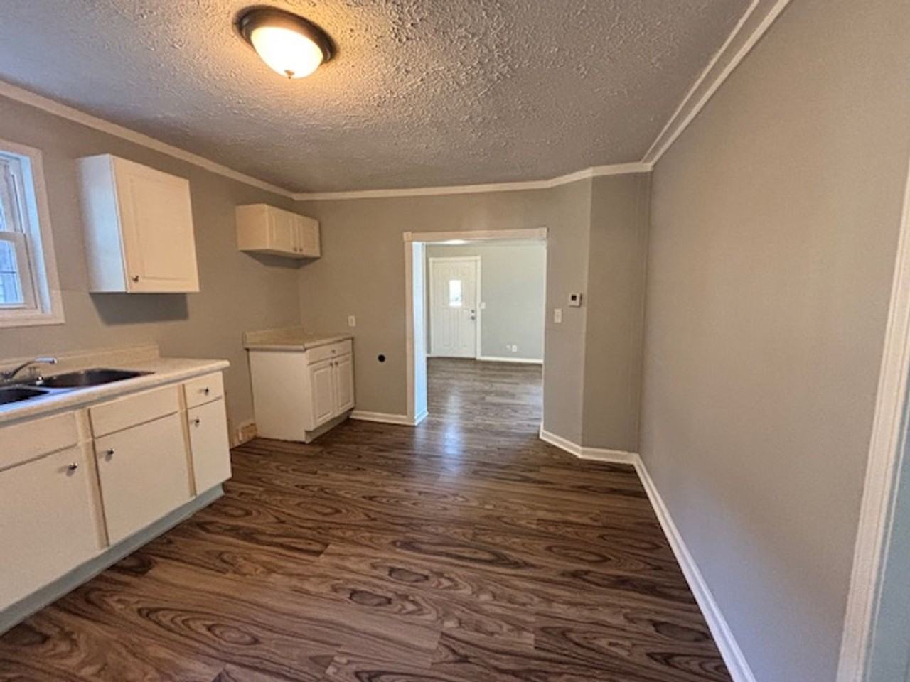 1909 S Kerth Ave - Photo 7 of 14
