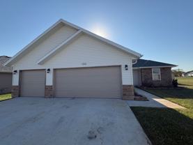 1312 N Maxine Ave - Photo 1 of 1