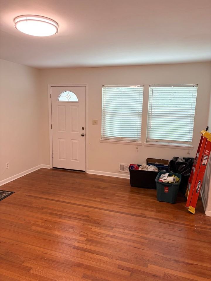 175 Lillian Dr - Photo 3 of 20
