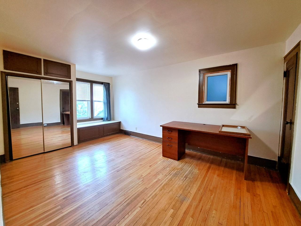 431 Randolph Ave - Photo 4 of 14