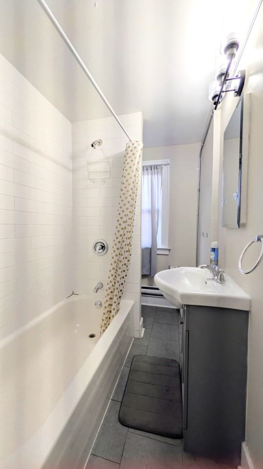 1580 Dufferin Pl #U - Photo 3 of 22