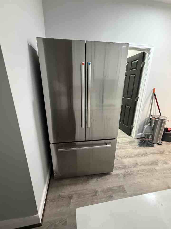 1640 East 32nd Street - Photo 2 of 19