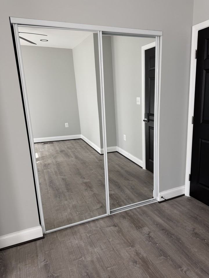 1640 East 32nd Street - Photo 7 of 19