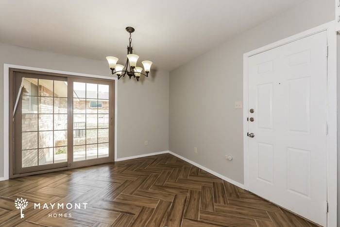 944 W Pleasant Run Rd - Photo 6 of 13