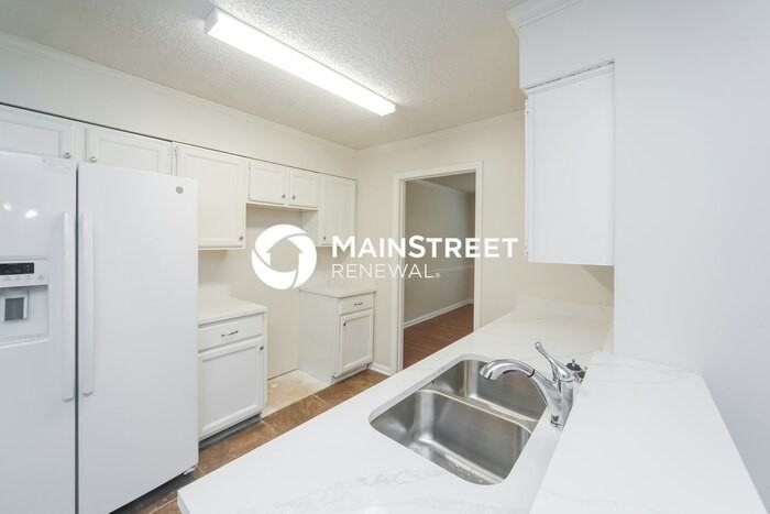 8849 Woodmark Dr - Photo 7 of 17