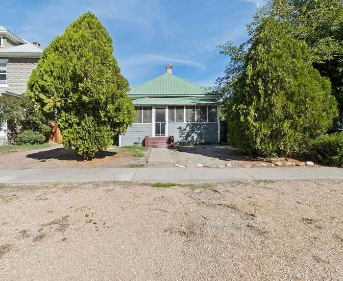 350 Chipeta Ave - Photo 2 of 31