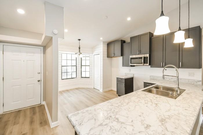 1605 Ibis Dr - Photo 7 of 15