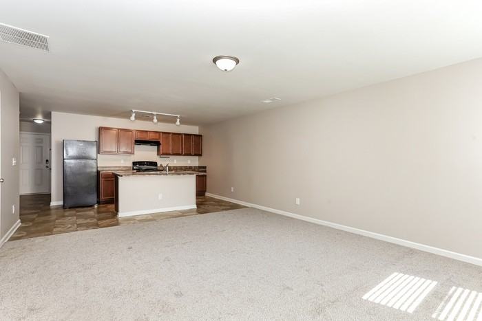 1335 Forsythia Way - Photo 6 of 16