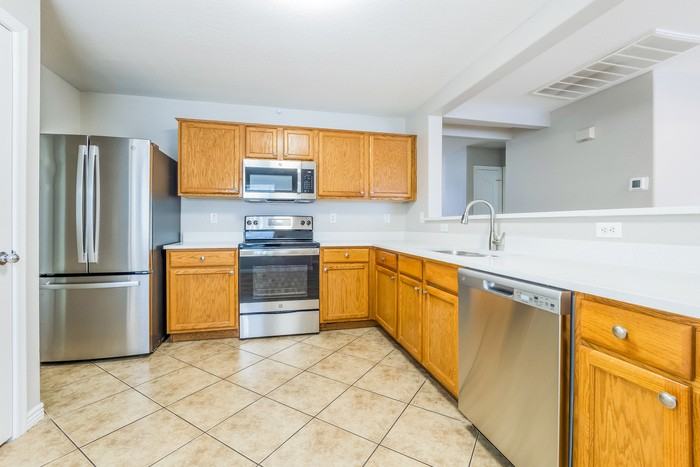 7937 W Florence Ave - Photo 6 of 21