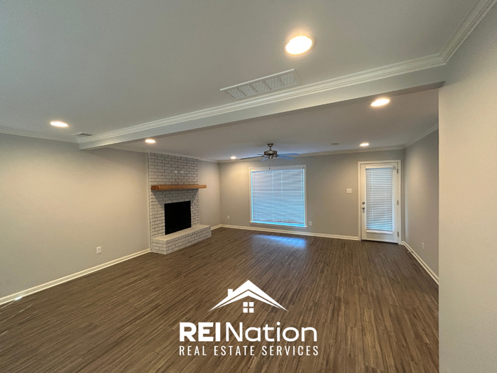 1628 Fireside Cv - Photo 2 of 21