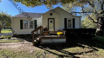 featured image of 5515 W Smokey Row Rd