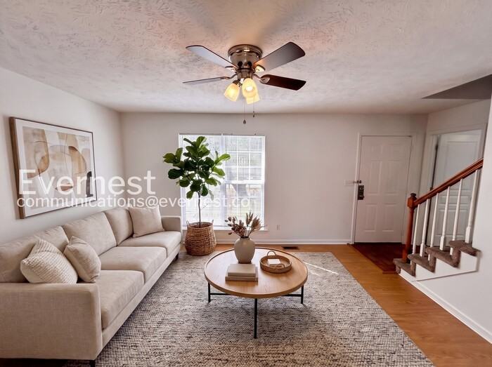 2507 Floyd Ave - Photo 2 of 23