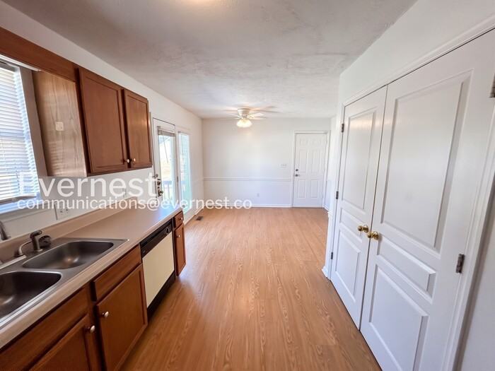 2507 Floyd Ave - Photo 7 of 23