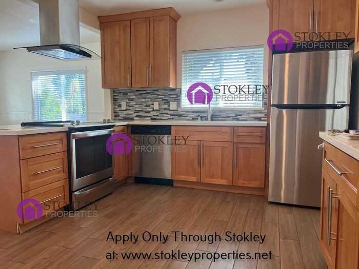 1712 Richardson St - Photo 3 of 22