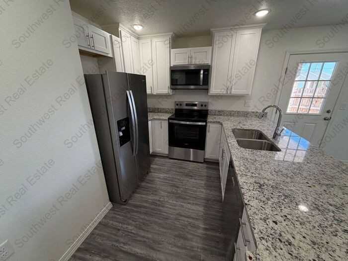 2130 Bobwhite Ct #B - Photo 2 of 13