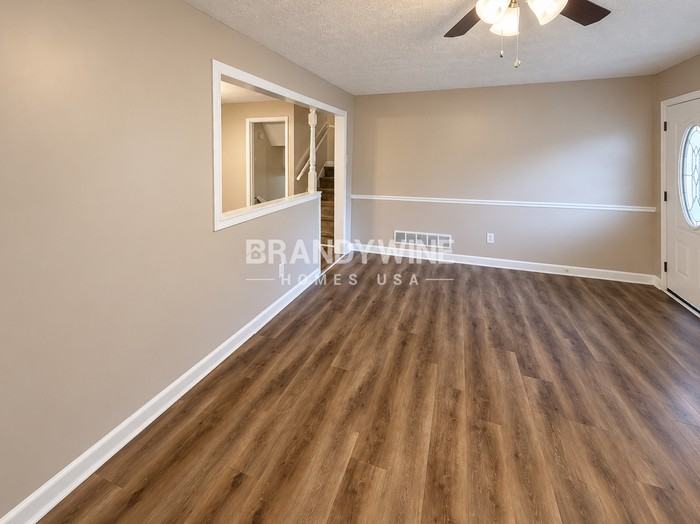 6364 Stoneridge Ct - Photo 5 of 23