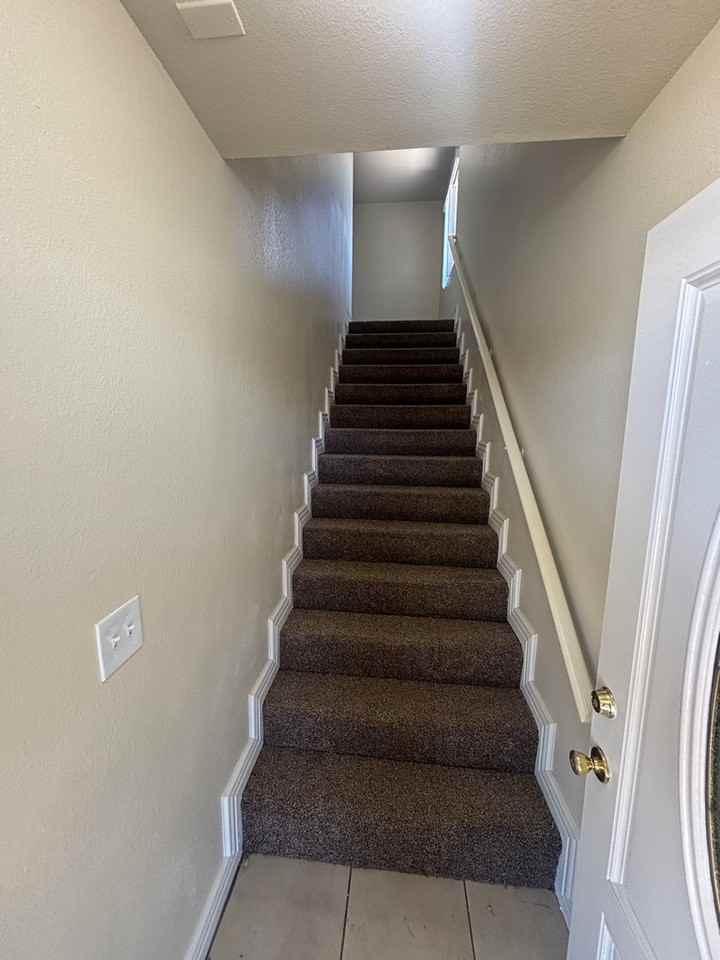 4610 Wall Street - Photo 2 of 15